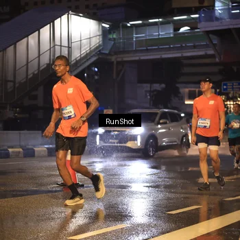 Runner Photo 7882766
