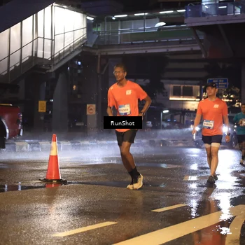 Runner Photo 7882777