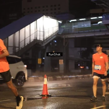 Runner Photo 7882785