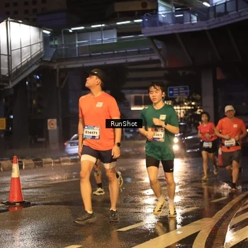 Runner Photo 7882799