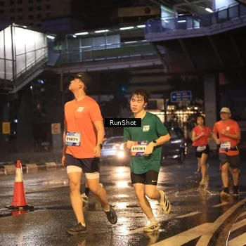 Runner Photo 7882805