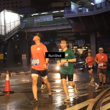 Runner Photo 7882808