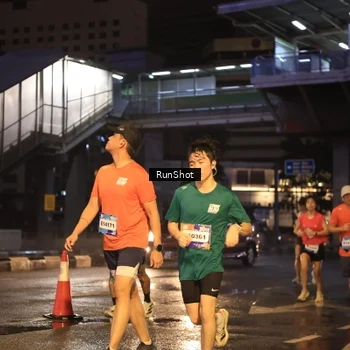 Runner Photo 7882812
