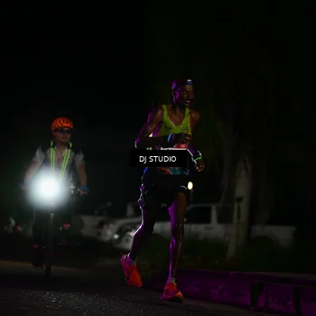 Runner Photo 7882818
