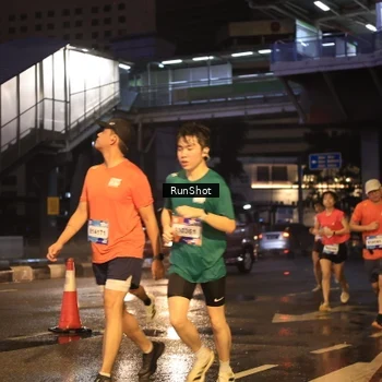 Runner Photo 7882825
