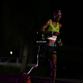 Runner Photo 7882830