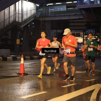 Runner Photo 7882838
