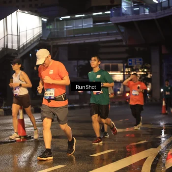 Runner Photo 7882857