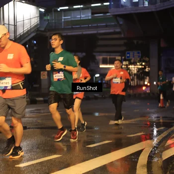 Runner Photo 7882860