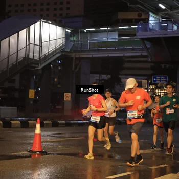 Runner Photo 7882866