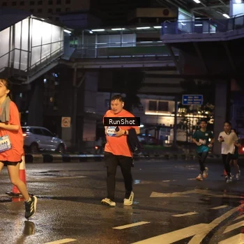 Runner Photo 7882874