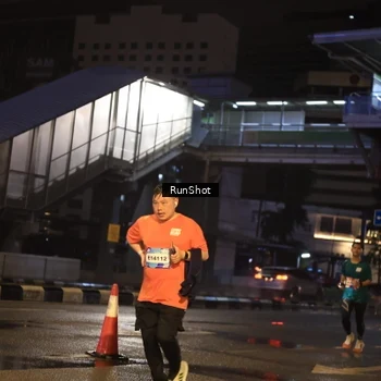 Runner Photo 7882890