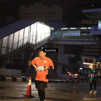 Runner Photo 7882893