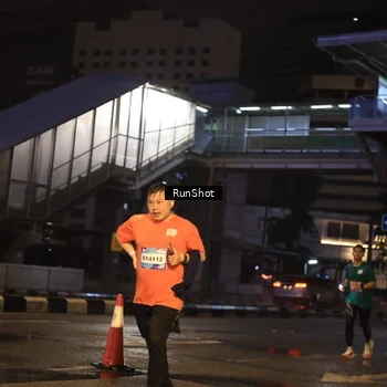 Runner Photo 7882894