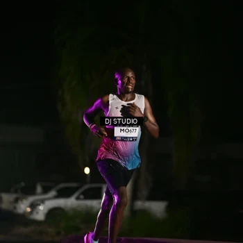 Runner Photo 7882895