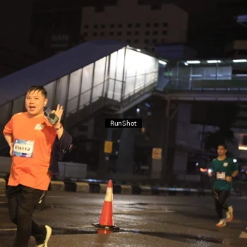Runner Photo 7882902