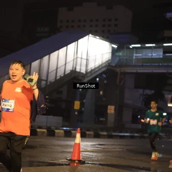 Runner Photo 7882904