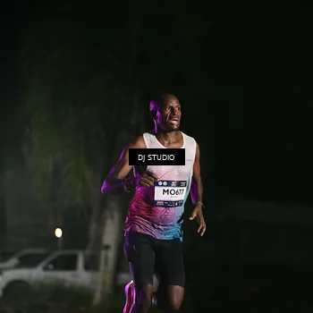 Runner Photo 7882907