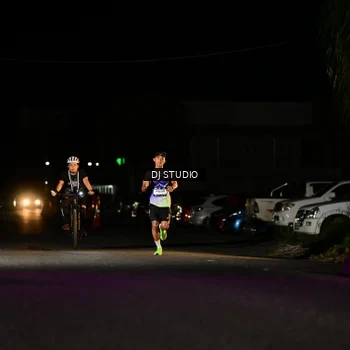 Runner Photo 7882912