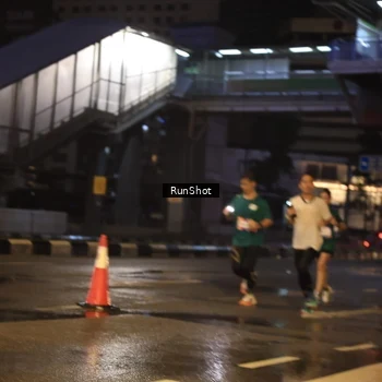 Runner Photo 7882913