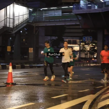 Runner Photo 7882920