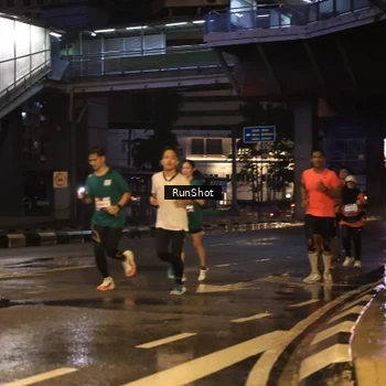 Runner Photo 7882926