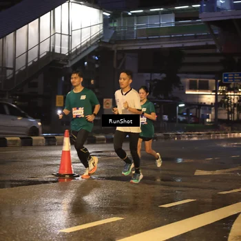 Runner Photo 7882944