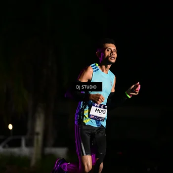 Runner Photo 7882959