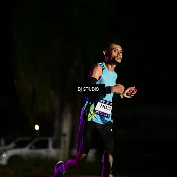 Runner Photo 7882960