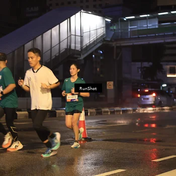 Runner Photo 7882965