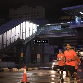 Runner Photo 7882986