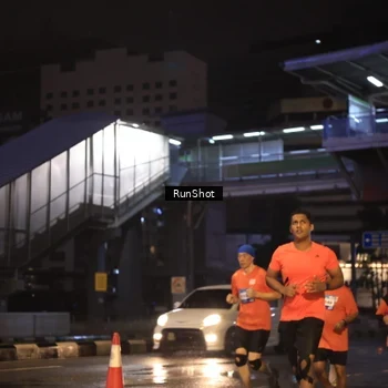 Runner Photo 7882994