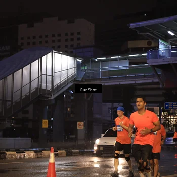 Runner Photo 7882996