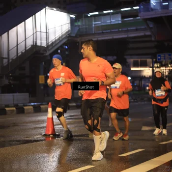 Runner Photo 7883014