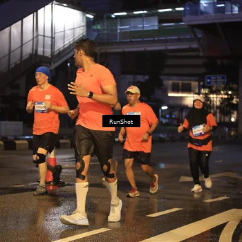 Runner Photo 7883018