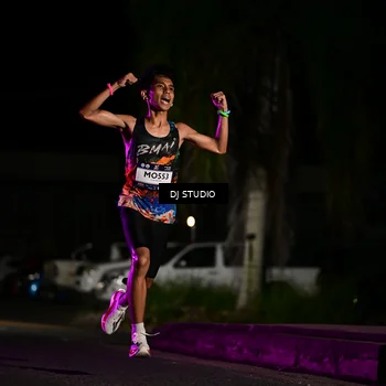 Runner Photo 7883019