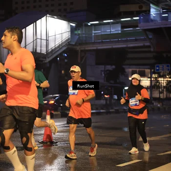 Runner Photo 7883028