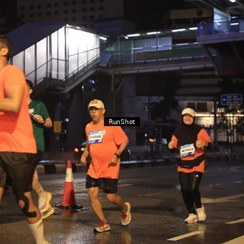 Runner Photo 7883034