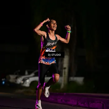Runner Photo 7883041