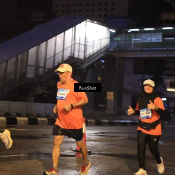 Runner Photo 7883042