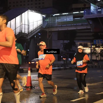 Runner Photo 7883043