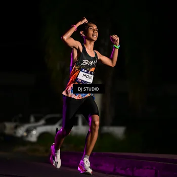 Runner Photo 7883045