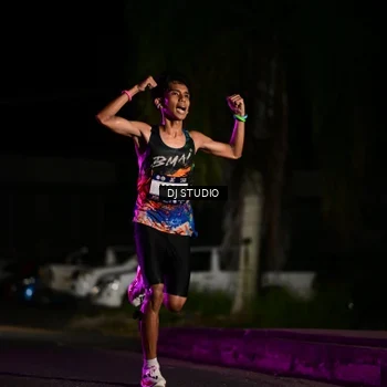 Runner Photo 7883046