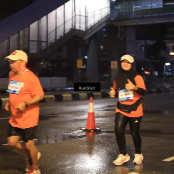 Runner Photo 7883067