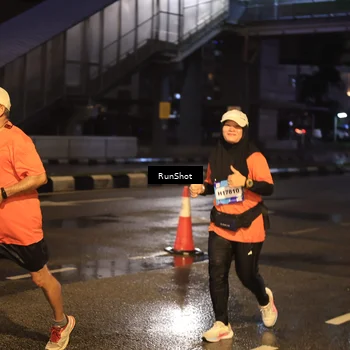 Runner Photo 7883072
