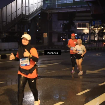 Runner Photo 7883081
