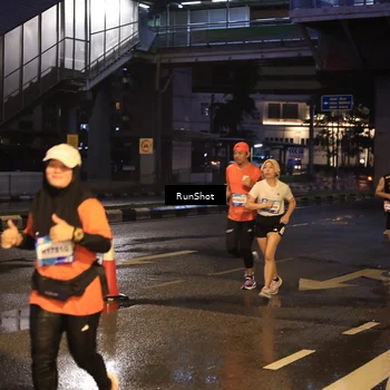 Runner Photo 7883097