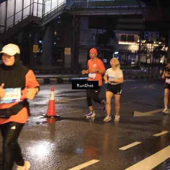 Runner Photo 7883098