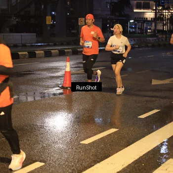 Runner Photo 7883105