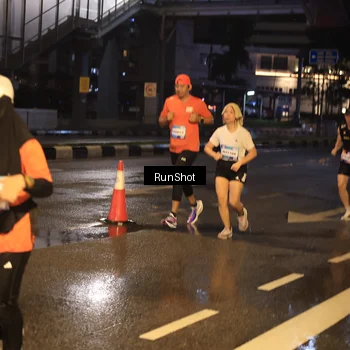 Runner Photo 7883108